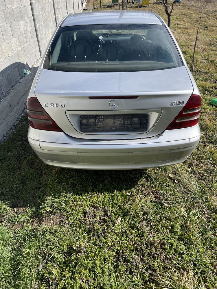 Mercedes C class W203 200cdi НА ЧАСТИ