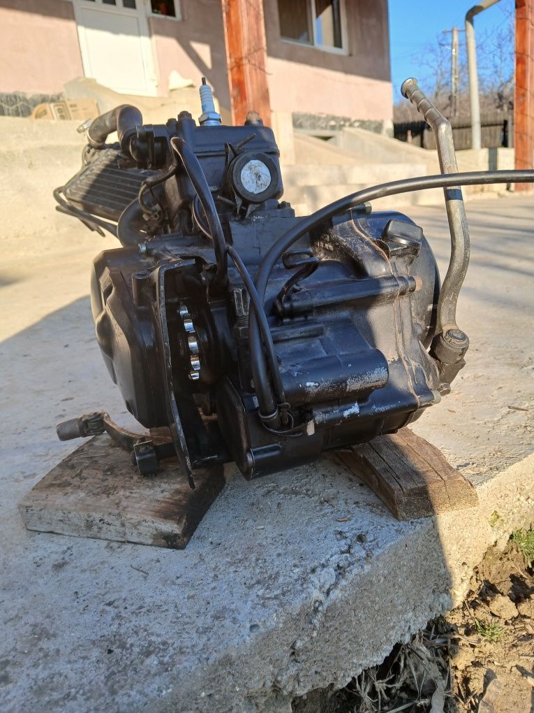 Motor Suzuki complet