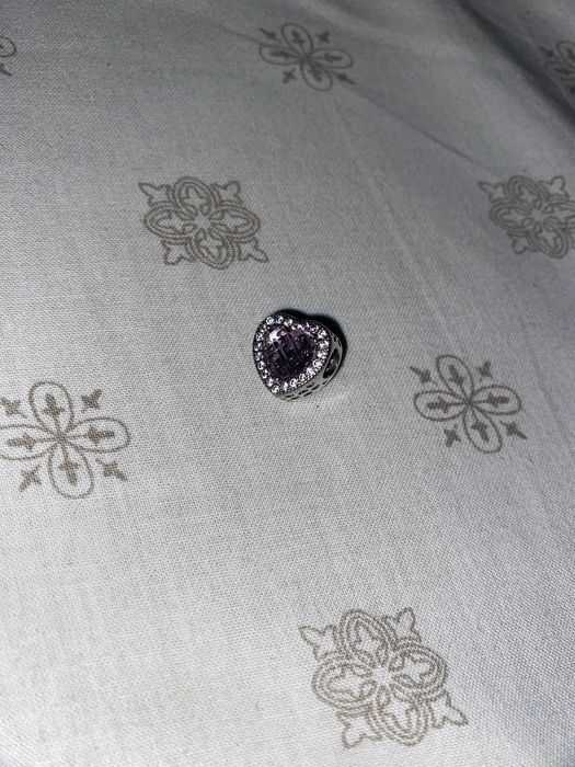 Vand talismane pandora