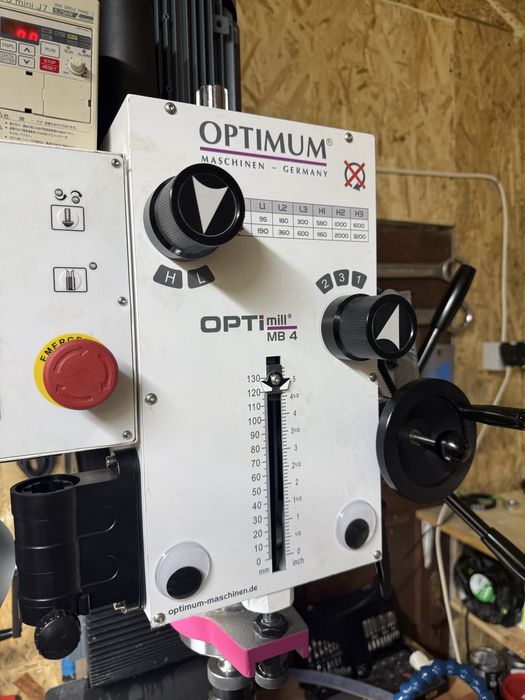 Masina de frezat Optimum MB4