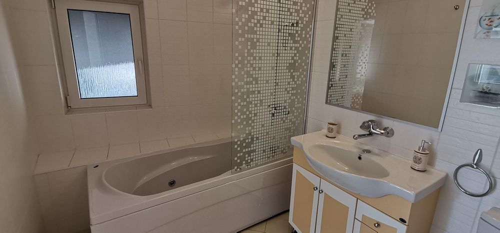 Дава се под наем Четиристаен апартамент в София, Студентски град - 200 кв.м за 980 € - Снимка #7