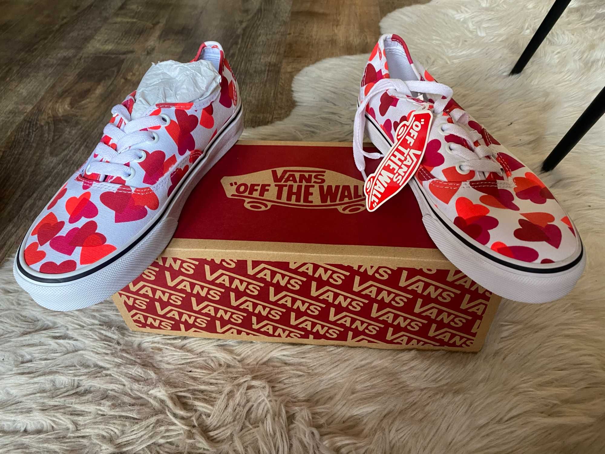 Женски кецове Vans