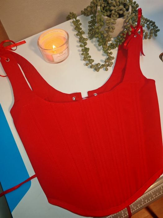 Corset Roșu aprins