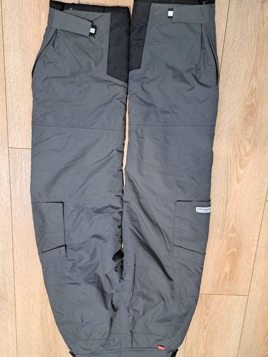 Pantaloni ski mărimea 176