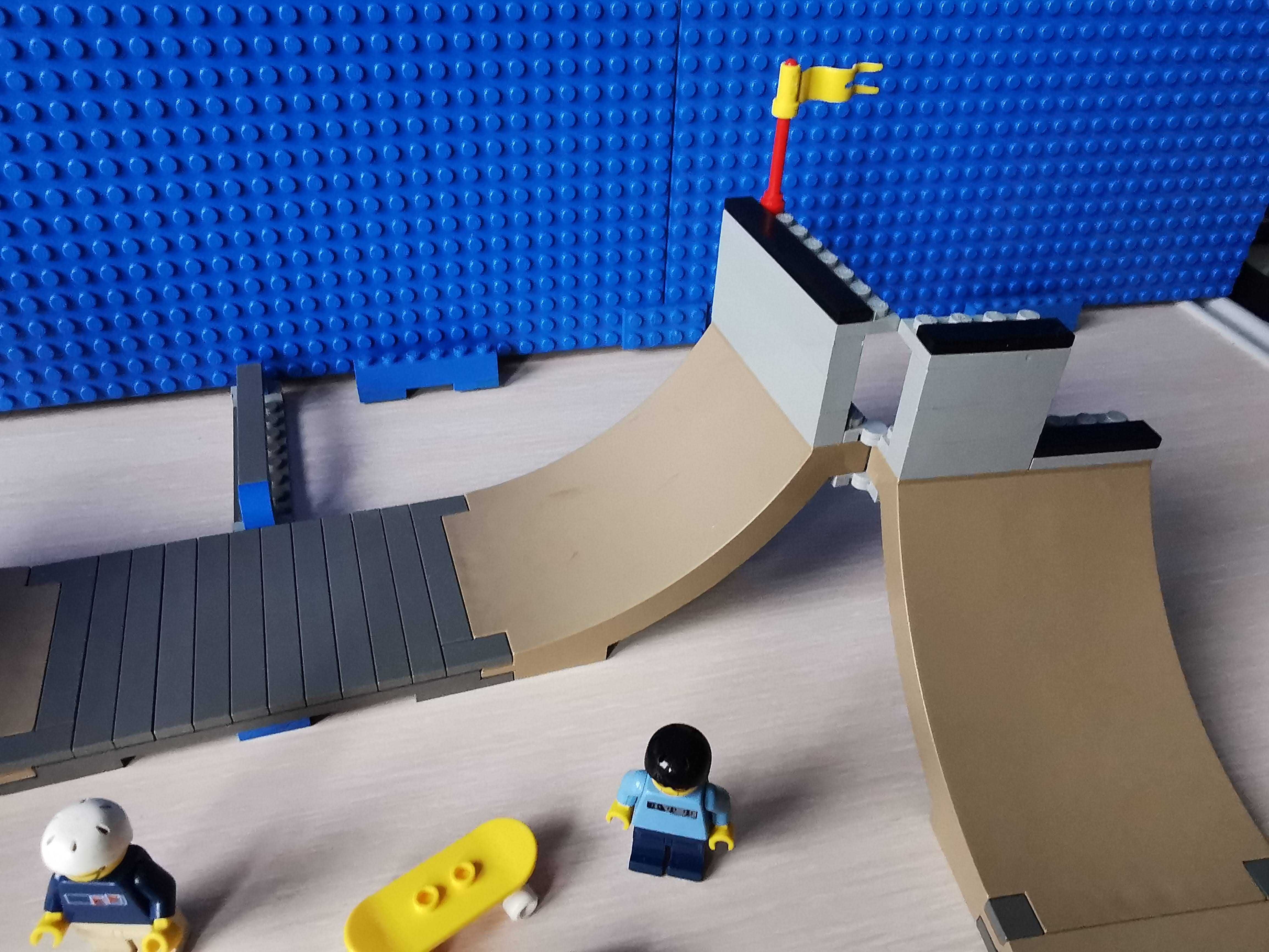 LEGO 3537 - [Sports] Gravity Games | Skateboard Vert Park Challenge
