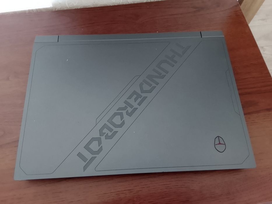 Продам ноутбук thunderobot 911x wildhunter