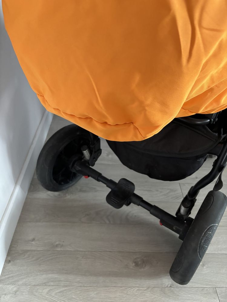 Коляска Zippy Tuttis 2 в 1