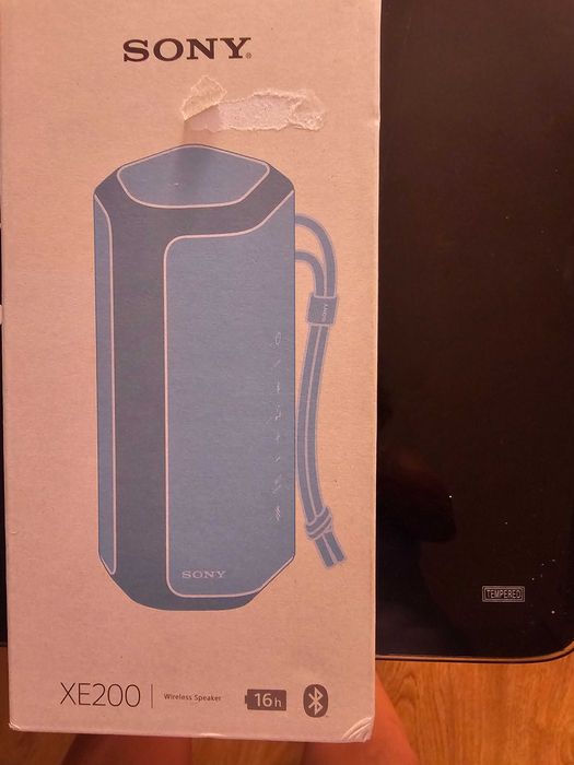 Sony srs -XE200 нова