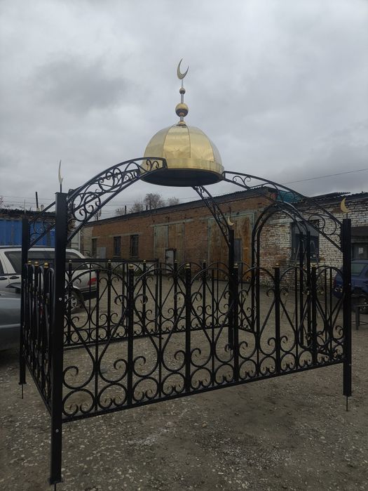 Изготовление  металлических мазаров, оградок, ворот, качель , беседок