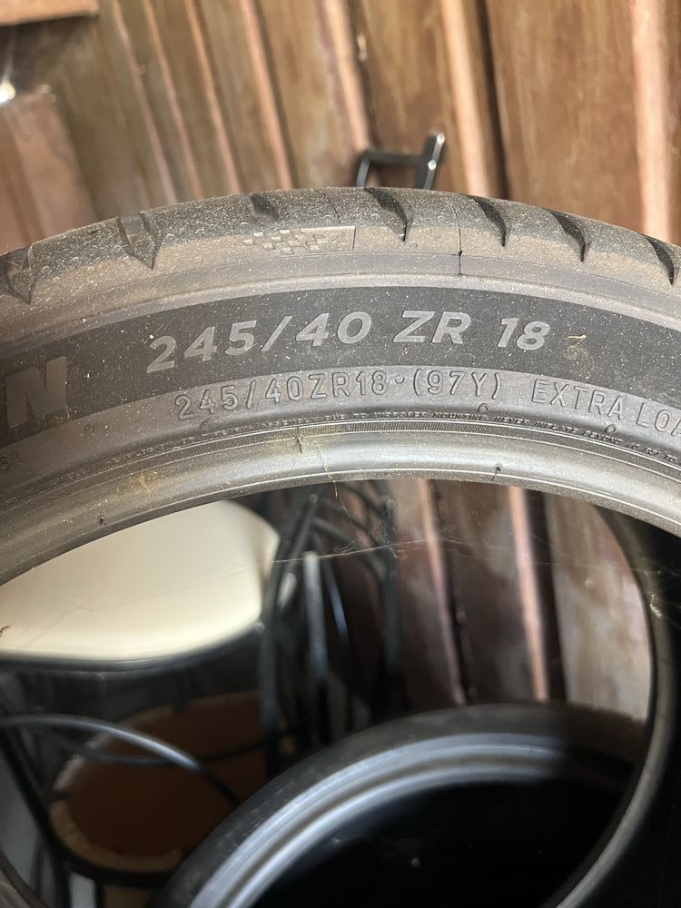 Michelin Pilot Sport 5 245/40/18