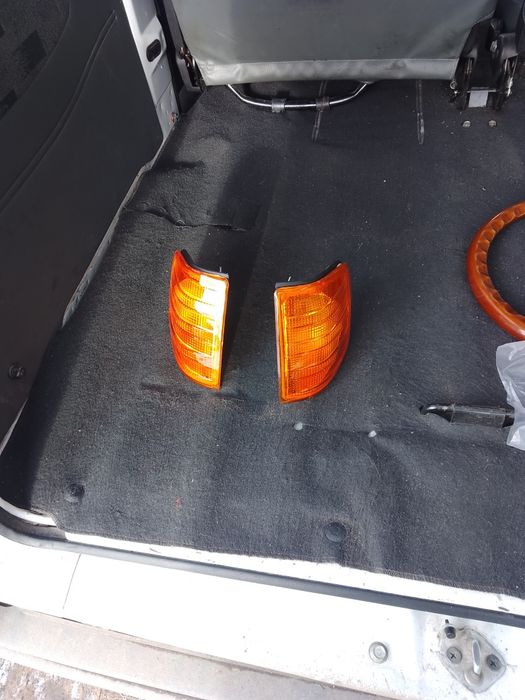 Поворотники на Мерседес 190