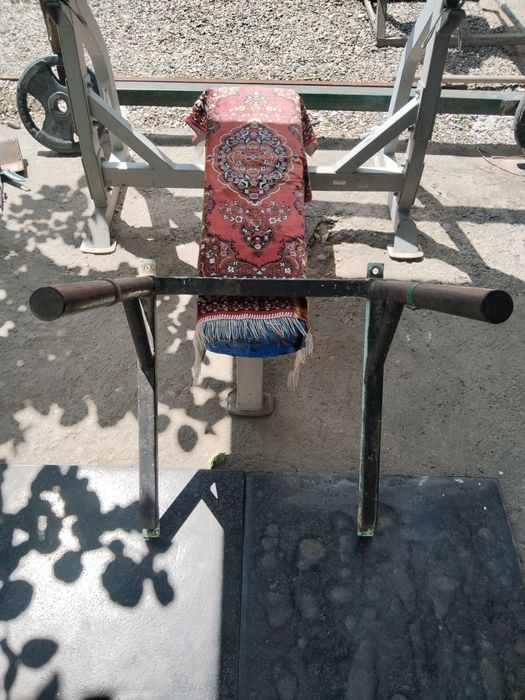 Продам брусья. Сделан с хорошего металла.