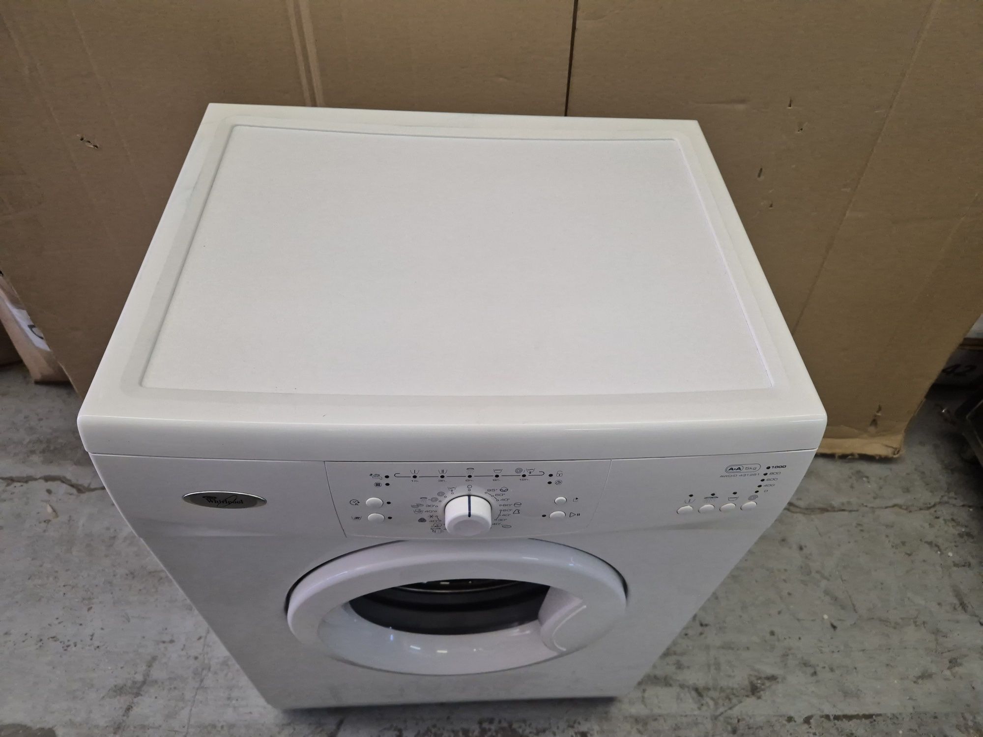Mașina de spălat Whirlpool 5 kg 1000 rotatii A+ AWO/D 431251