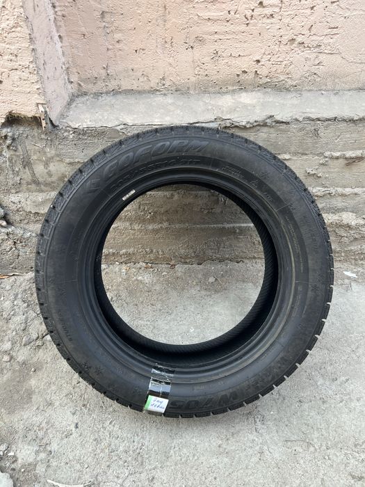 Продам зимние б/у шины 205/55/16
