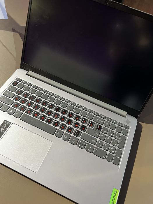 Lenove komputer tez sotiladi srochnaga