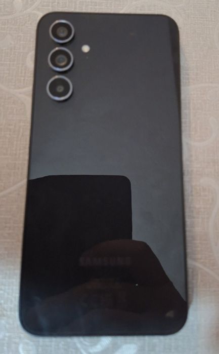 Samsung A 54 почти нов