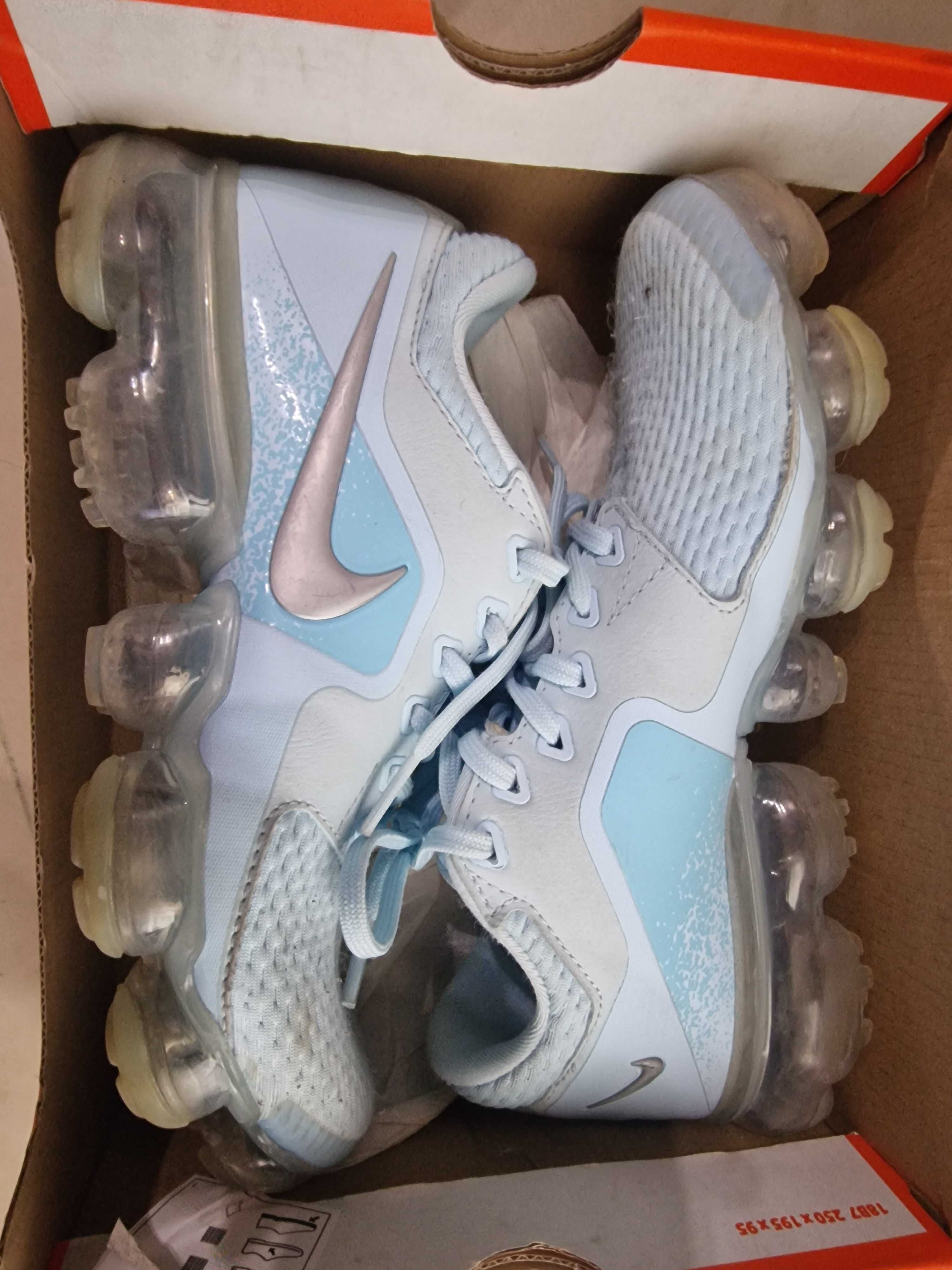Мартонки Nike Air 36,5