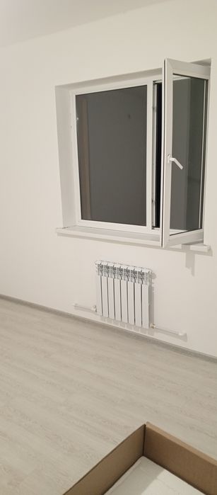 Аврорада янги домдан 3 хонали уй ижарага берилади 5-этаж гиламлари бор