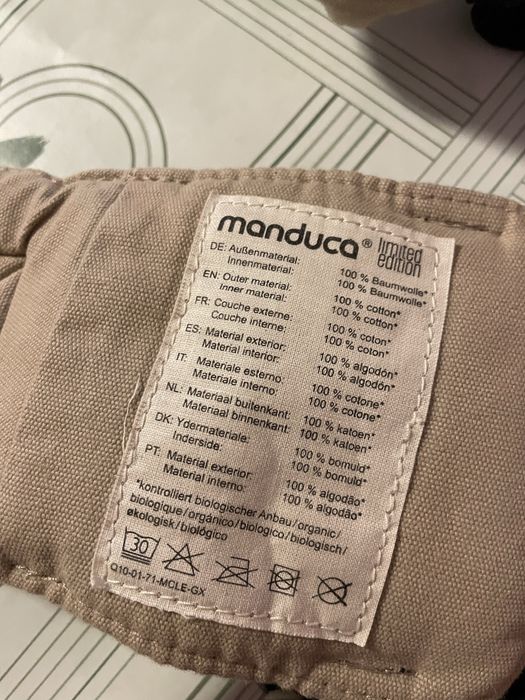 Sistem Manduca baby carrier