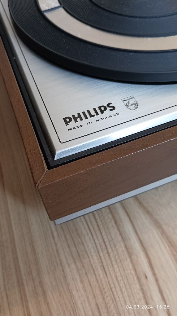 Грамофон Philips 815