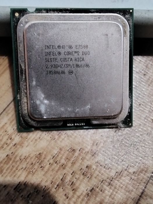 Intel core 2 Duo E7500 продам 2 ядер 2 потока 2,9ггц за 2500тг