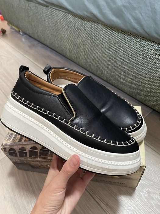 Продам мокасины женские в хорошем состоянии