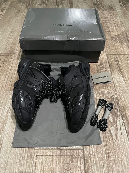 Balenciaga Track