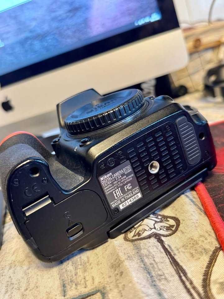 Nikon d750 in  stare foarte buna