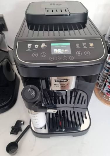 Кофемашина Magnifica Evo Next ECAM 310.60.B