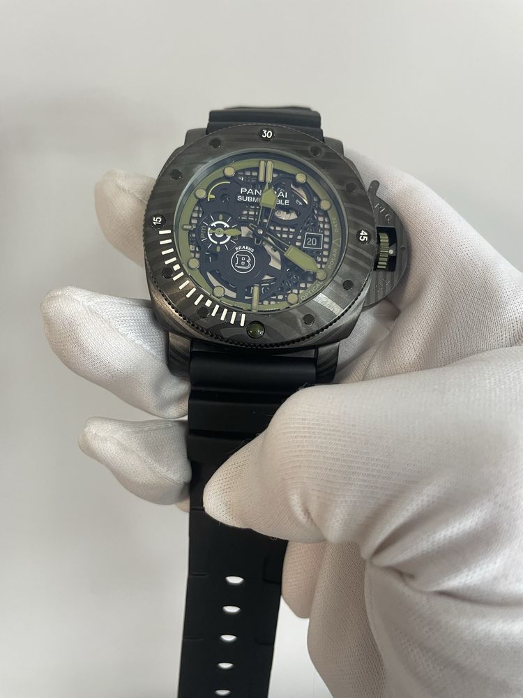 Масивен часовник Panerai