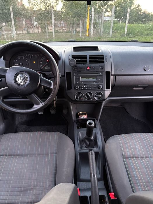 Volkswagen Polo 1.2 benzină an 2005