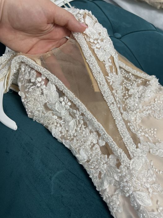 Rochie de mireasa tip sirena, marimea S