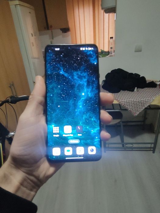 Vând/schimb Oneplus 9