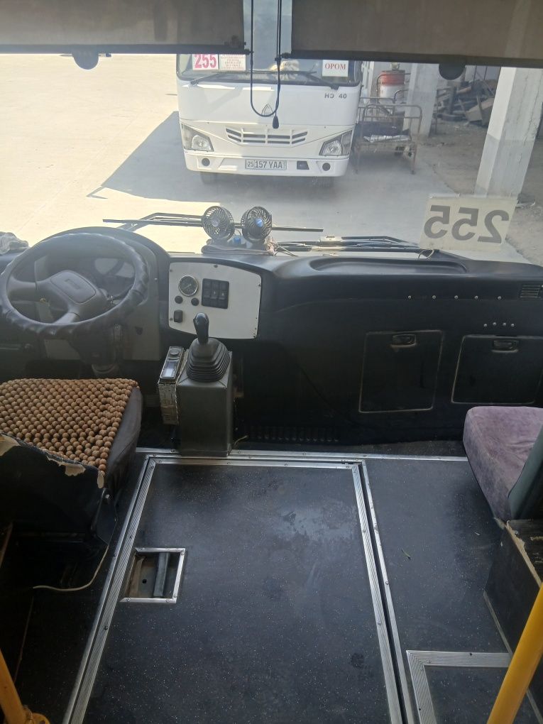 Isuzu 2013 yili narxi 11 100 $
