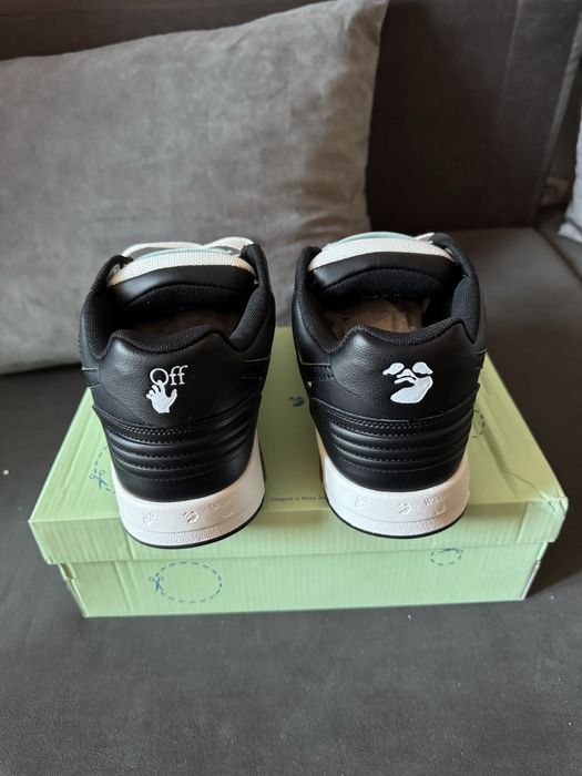 Adidasi Off-White Out Of Office