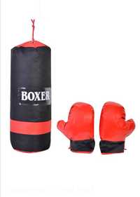 Детска боксова круша и ръкавици бокс