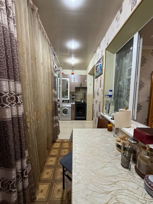 Продается 4х комнатная квартира 1 этаж Юнусабад 12 Метро Туркестан