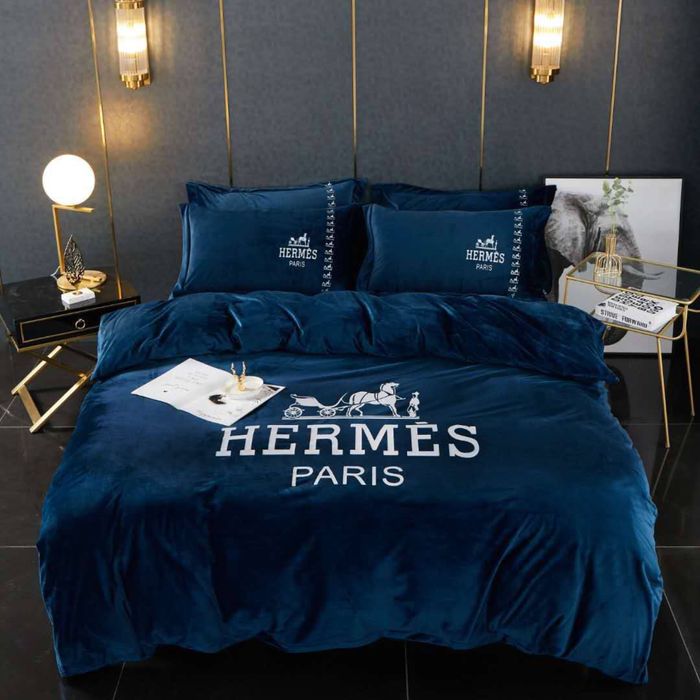 Зимний комплект отличное качество