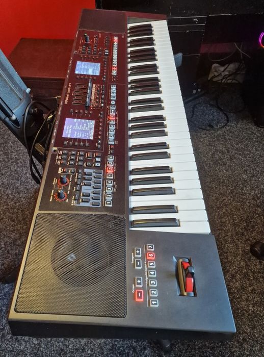Roland  EA-7 Aranjor Worksation