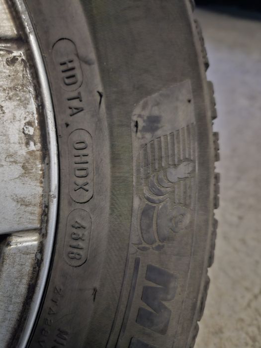 Зимни гуми Mishelin Alpin 7mm грайфер.  Мишелин 5×100 , 195/65/15 VW