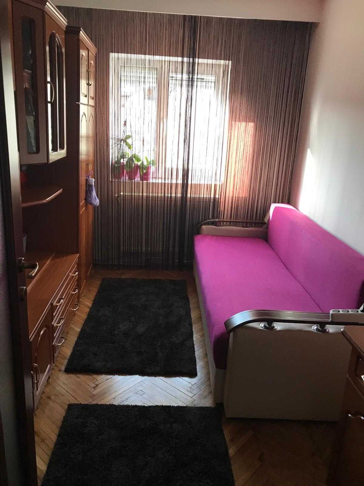 Pers fizica vand apartament 3 camere decomandate, str. C. Coposu