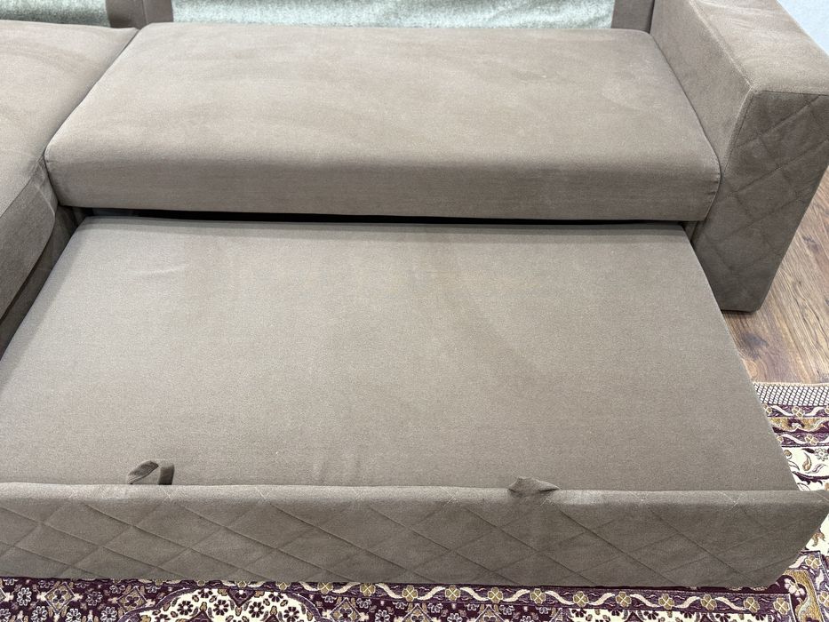 Диван раскладывающий