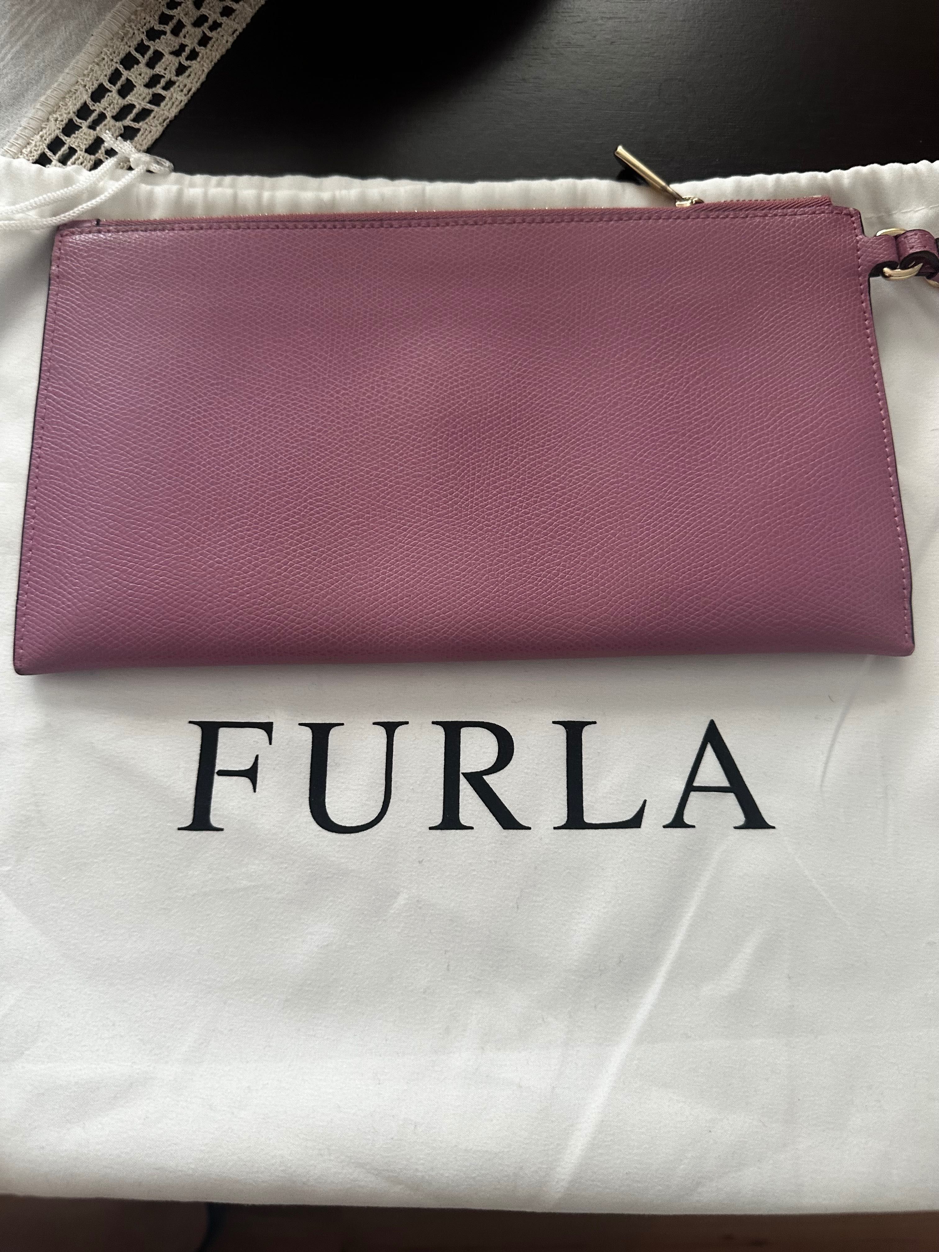 Продавам клъч Furla