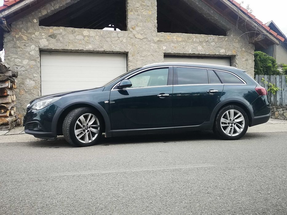 Opel Insignia Country Tourer 4x4 biturbo