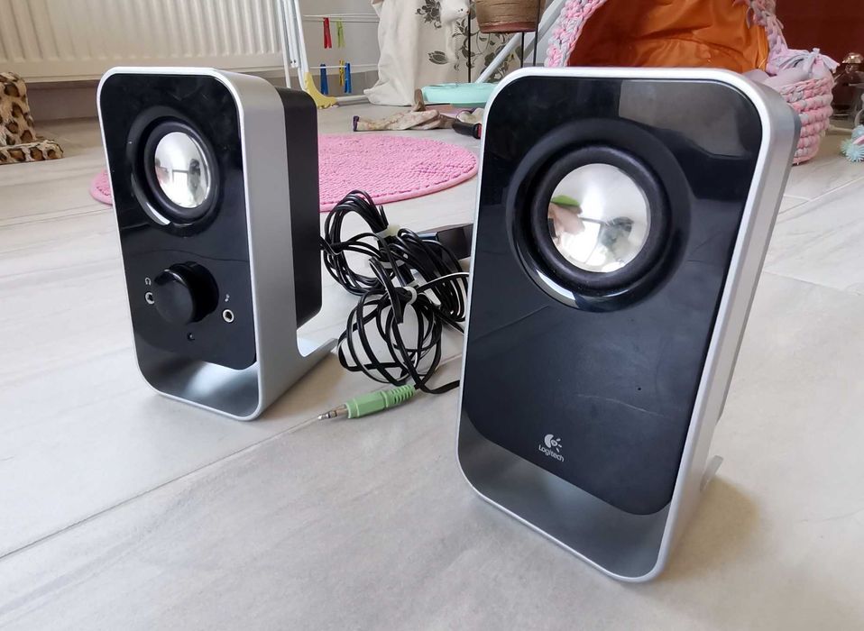 Boxe Logitech 2.0 LS11 putere 6 Watts stereo(posibilitate bluetooth