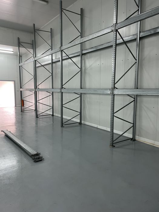 Rafturi metalice sh