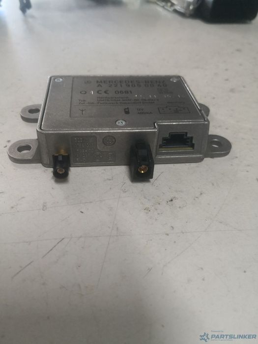 Amplificator antena MERCEDES-BENZ S-CLASS II (W222, C215) [ 2005 - 2013 ] S 350 BlueTec (OM 642.862) 190KW|258HP OEM A2219050040