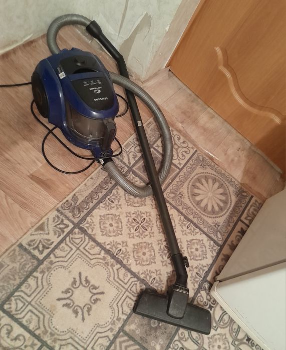 Продам пылесос самсунг