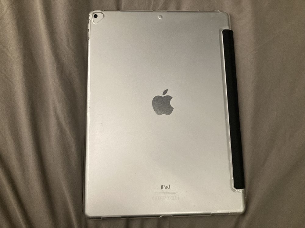 iPad 12 Pro 12.9 Gen 1 32GB