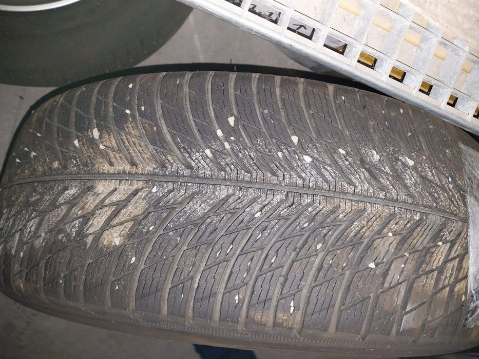Roti Touareg 18 cauciucuri de iarna